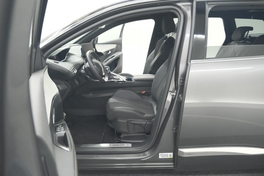 Peugeot 5008 PureTech 130 GT | Camera | Adaptieve Cruise Control | Dodehoekdetectie | Navigatie