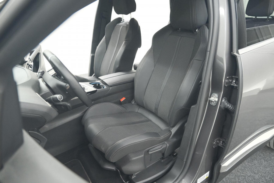Peugeot 5008 PureTech 130 GT | Camera | Adaptieve Cruise Control | Dodehoekdetectie | Navigatie