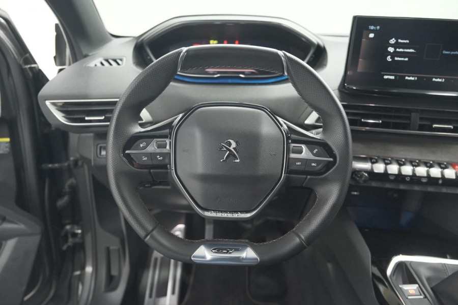 Peugeot 5008 PureTech 130 GT | Camera | Adaptieve Cruise Control | Dodehoekdetectie | Navigatie