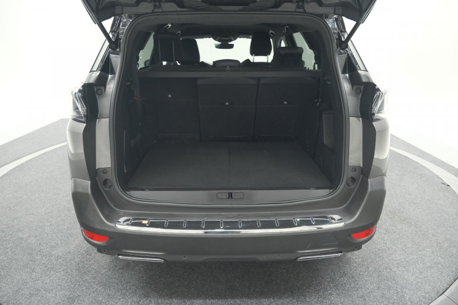 Peugeot 5008 PureTech 130 GT | Camera | Adaptieve Cruise Control | Dodehoekdetectie | Navigatie