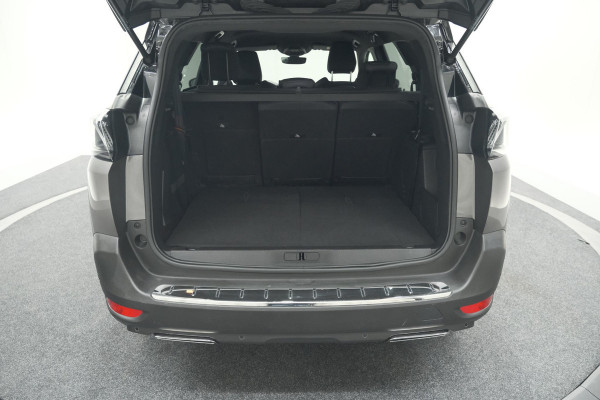 Peugeot 5008 PureTech 130 GT | Camera | Adaptieve Cruise Control | Dodehoekdetectie | Navigatie