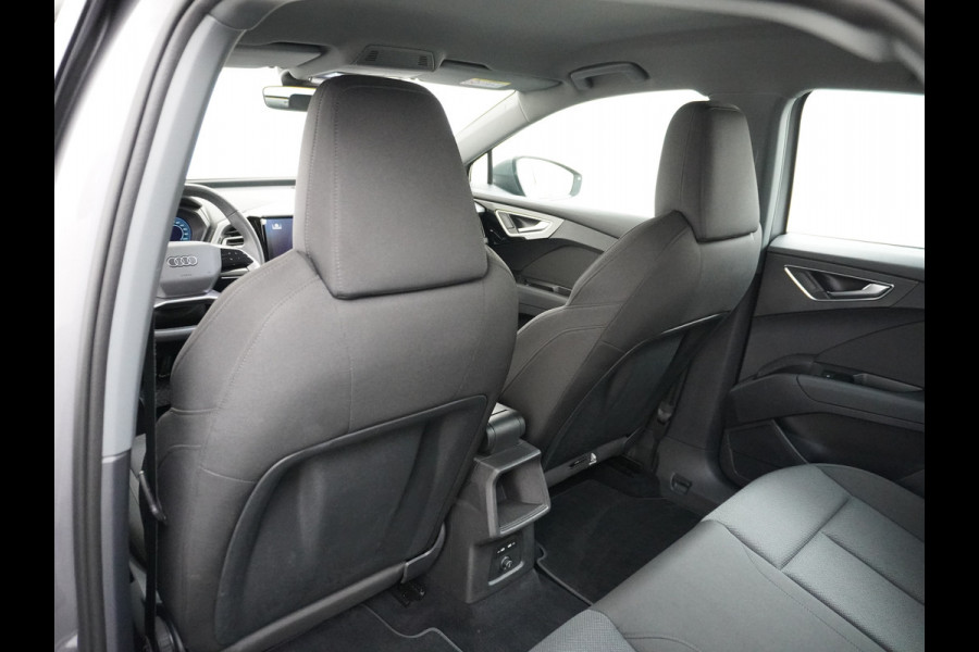 Audi Q4 Sportback e-tron 40 204pk 77kWh Adap.Cruise Sport-St. 20" Apple Carplay Android Camera Navi Matrix Led Elek.Achterklep Trekhaak Ecc Stoelverwarmi Audi sound system Assistentiepakketten-Parking/Tour/Plus 1e Eigenaar Origineel Nederlandse Auto 1.000kg trekvermogen € 63.000nieuw