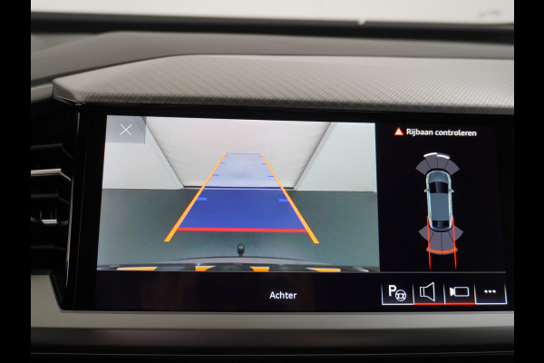 Audi Q4 Sportback e-tron 40 204pk 77kWh Adap.Cruise Sport-St. 20" Apple Carplay Android Camera Navi Matrix Led Elek.Achterklep Trekhaak Ecc Stoelverwarmi Audi sound system Assistentiepakketten-Parking/Tour/Plus 1e Eigenaar Origineel Nederlandse Auto 1.000kg trekvermogen € 63.000nieuw