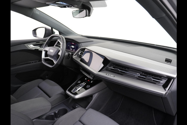 Audi Q4 Sportback e-tron 40 204pk 77kWh Adap.Cruise Sport-St. 20" Apple Carplay Android Camera Navi Matrix Led Elek.Achterklep Trekhaak Ecc Stoelverwarmi Audi sound system Assistentiepakketten-Parking/Tour/Plus 1e Eigenaar Origineel Nederlandse Auto 1.000kg trekvermogen € 63.000nieuw