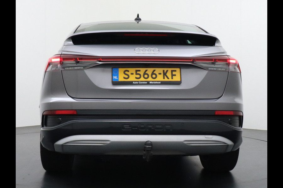 Audi Q4 Sportback e-tron 40 204pk 77kWh Adap.Cruise Sport-St. 20" Apple Carplay Android Camera Navi Matrix Led Elek.Achterklep Trekhaak Ecc Stoelverwarmi Audi sound system Assistentiepakketten-Parking/Tour/Plus 1e Eigenaar Origineel Nederlandse Auto 1.000kg trekvermogen € 63.000nieuw