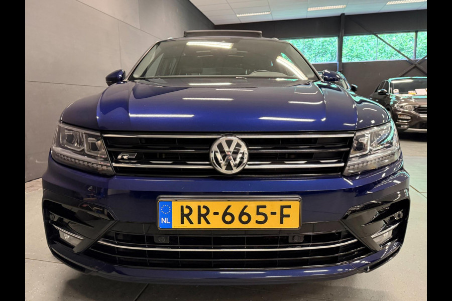 Volkswagen Tiguan 1.4 TSI ACT R-LINE PANO/V-COCKPIT/NAVI/LED/ECC/PDC/CRUISE///