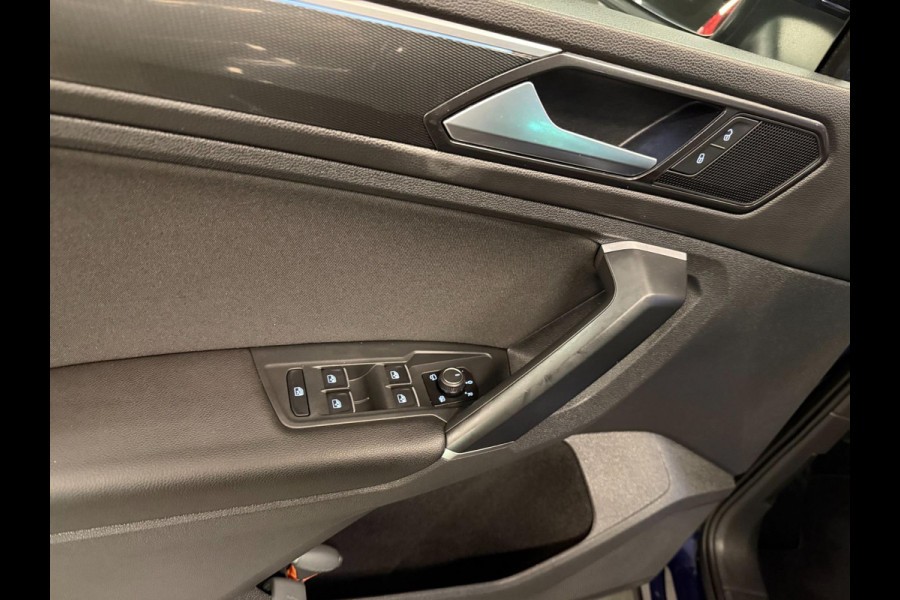 Volkswagen Tiguan 1.4 TSI ACT R-LINE PANO/V-COCKPIT/NAVI/LED/ECC/PDC/CRUISE///
