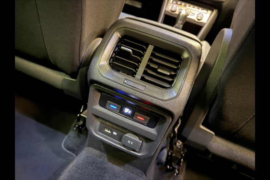Volkswagen Tiguan 1.4 TSI ACT R-LINE PANO/V-COCKPIT/NAVI/LED/ECC/PDC/CRUISE///