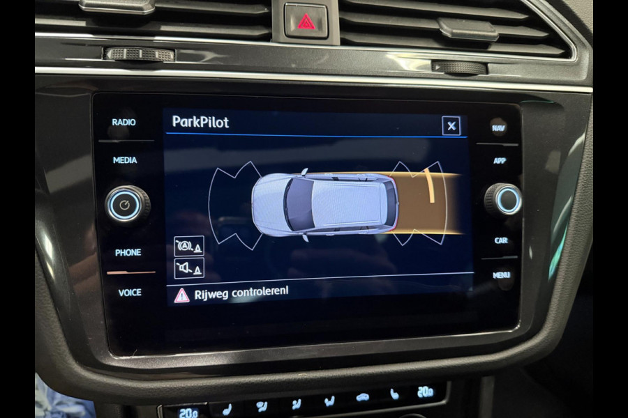 Volkswagen Tiguan 1.4 TSI ACT R-LINE PANO/V-COCKPIT/NAVI/LED/ECC/PDC/CRUISE///