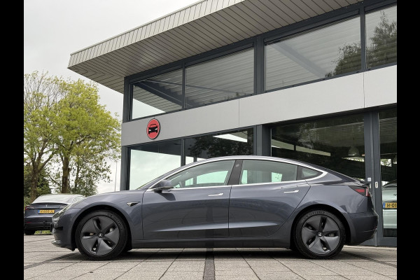 Tesla Model 3 Range Plus RWD | Autopilot | Panorama | Leder |