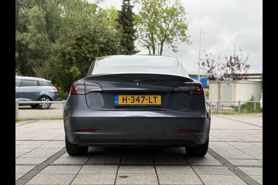 Tesla Model 3 Range Plus RWD | Autopilot | Panorama | Leder |