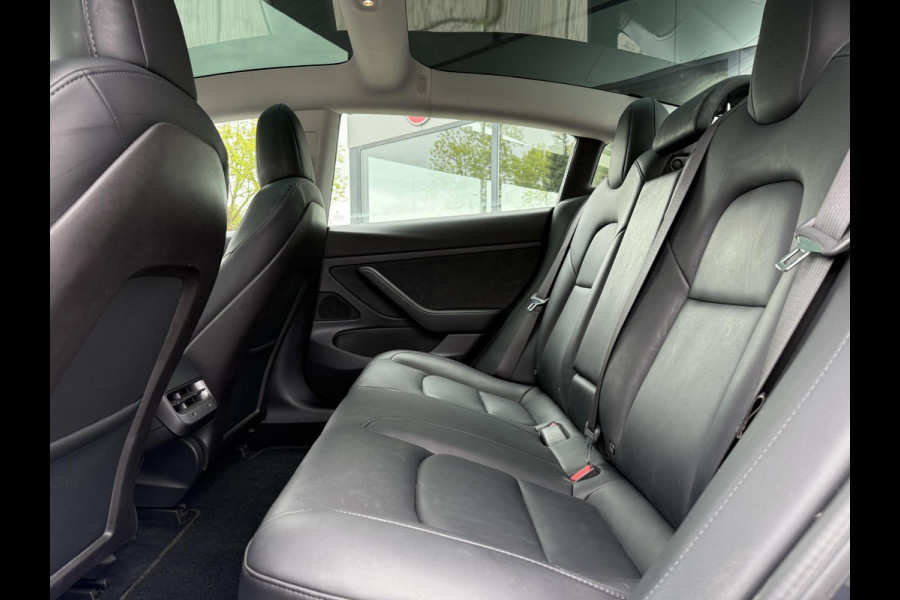 Tesla Model 3 Range Plus RWD | Autopilot | Panorama | Leder |
