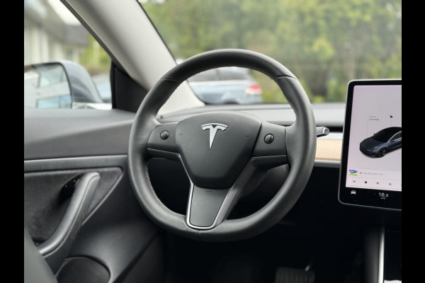 Tesla Model 3 Range Plus RWD | Autopilot | Panorama | Leder |