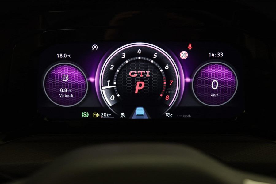 Volkswagen Golf 2.0 TSI GTI /PANO/IQ/KEYLES/CAM/H&K/HUD/VOLL