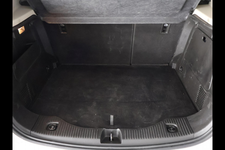 Opel Mokka 1.4 Turbo Business+ Two-Tone | Navigatie | Trekhaak | Parkeersensoren | Privacy Glass |