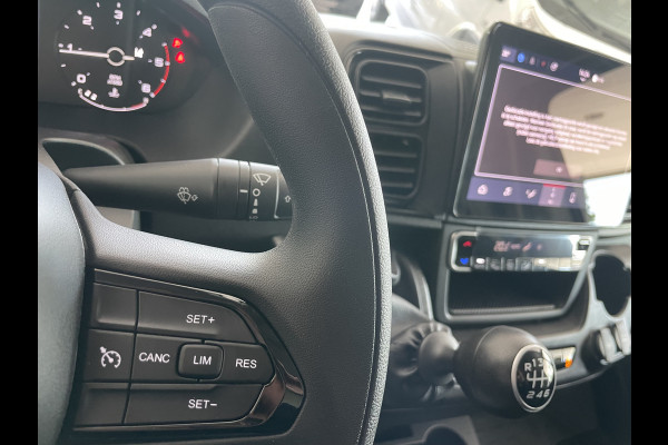 Fiat Ducato 3.0T GB L2H2 2.2 MultiJet S&S Zijschuifdeur rechts - Cruise control -  tussenschot volledig - Achteruitrijcamera - Parkeersensoren achter - bluetooth - Radio - Navigatie - Airco - Lane Assist