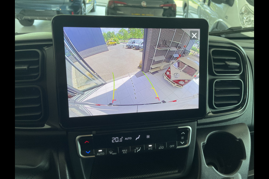 Fiat Ducato 3.0T GB L2H2 2.2 MultiJet S&S Zijschuifdeur rechts - Cruise control -  tussenschot volledig - Achteruitrijcamera - Parkeersensoren achter - bluetooth - Radio - Navigatie - Airco - Lane Assist