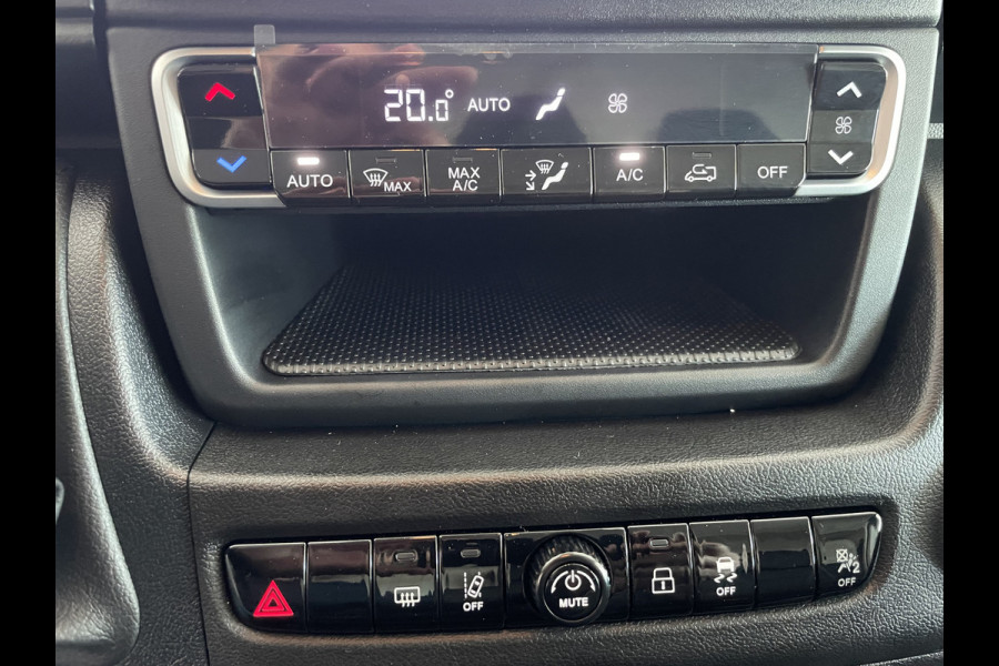 Fiat Ducato 3.0T GB L2H2 2.2 MultiJet S&S Zijschuifdeur rechts - Cruise control -  tussenschot volledig - Achteruitrijcamera - Parkeersensoren achter - bluetooth - Radio - Navigatie - Airco - Lane Assist
