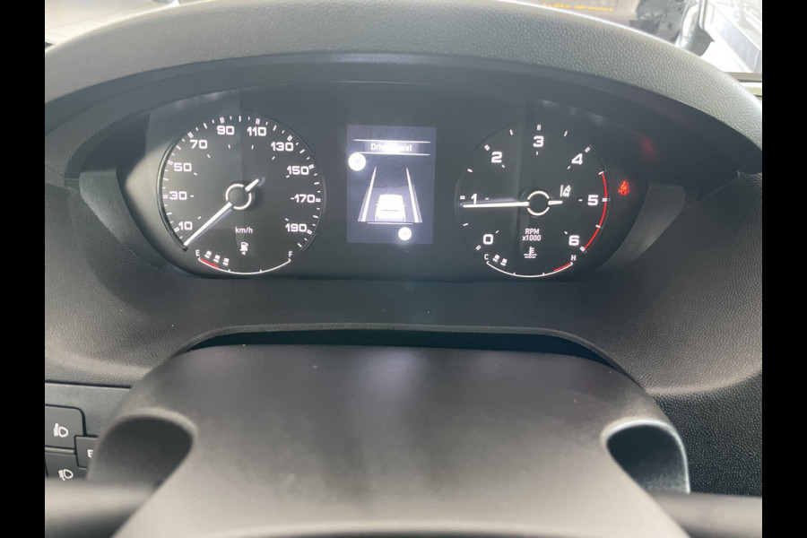 Fiat Ducato 3.0T GB L2H2 2.2 MultiJet S&S Zijschuifdeur rechts - Cruise control -  tussenschot volledig - Achteruitrijcamera - Parkeersensoren achter - bluetooth - Radio - Navigatie - Airco - Lane Assist