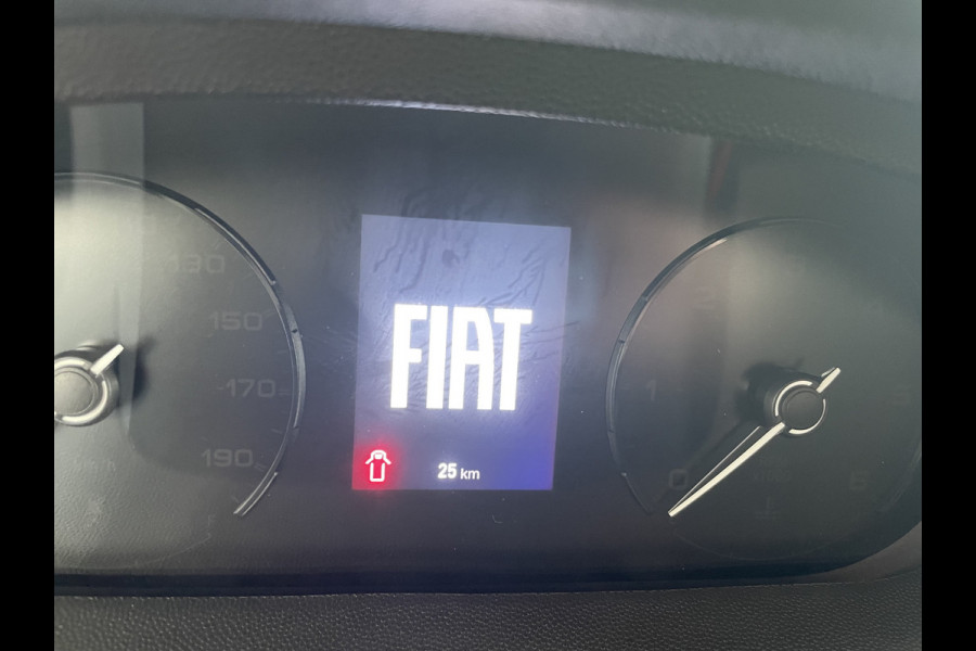 Fiat Ducato 3.0T GB L2H2 2.2 MultiJet S&S Zijschuifdeur rechts - Cruise control -  tussenschot volledig - Achteruitrijcamera - Parkeersensoren achter - bluetooth - Radio - Navigatie - Airco - Lane Assist