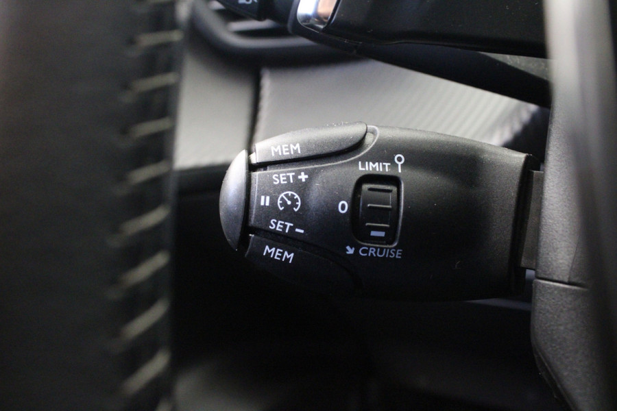 Peugeot 2008 1.2 PureTech Active