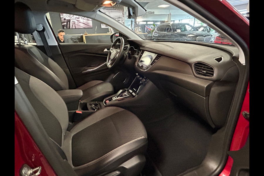 Opel Grandland X 1.6 Turbo Hybrid Elegance/navi/camera/afn trekhaak/boeken/stoelverw