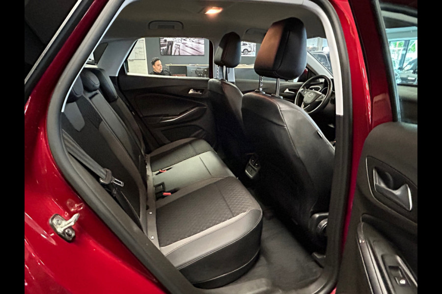 Opel Grandland X 1.6 Turbo Hybrid Elegance/navi/camera/afn trekhaak/boeken/stoelverw