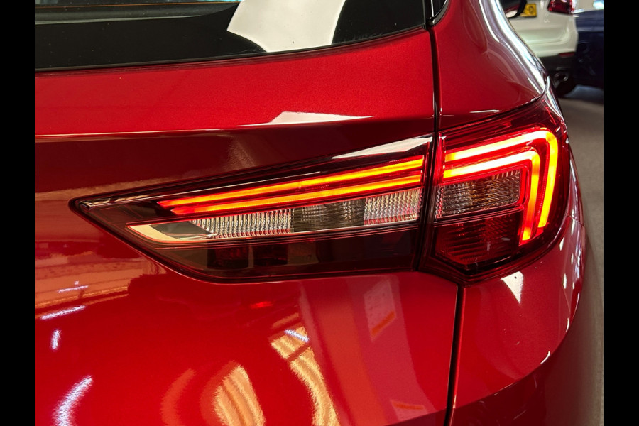 Opel Grandland X 1.6 Turbo Hybrid Elegance/navi/camera/afn trekhaak/boeken/stoelverw