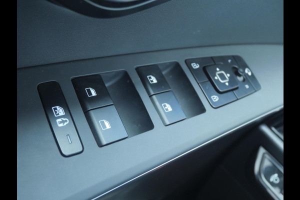 Kia Niro EV DynamicPlusLine 64.8 kWh | Camera | Cruise | Carplay | Navi | Stoel-stuurverwarming| Schuif-kanteldak |