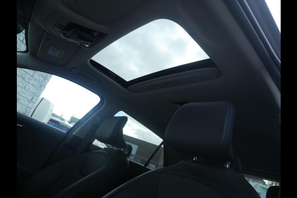 Kia Niro EV DynamicPlusLine 64.8 kWh | Camera | Cruise | Carplay | Navi | Stoel-stuurverwarming| Schuif-kanteldak |