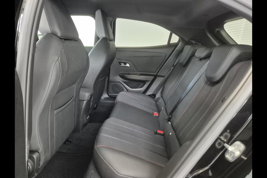 Opel Mokka Electric Level 4 50 kWh | Navigatie | Achteruitrijcamera | Stoel/Stuurverwarming | Apple Carplay/Android Auto |