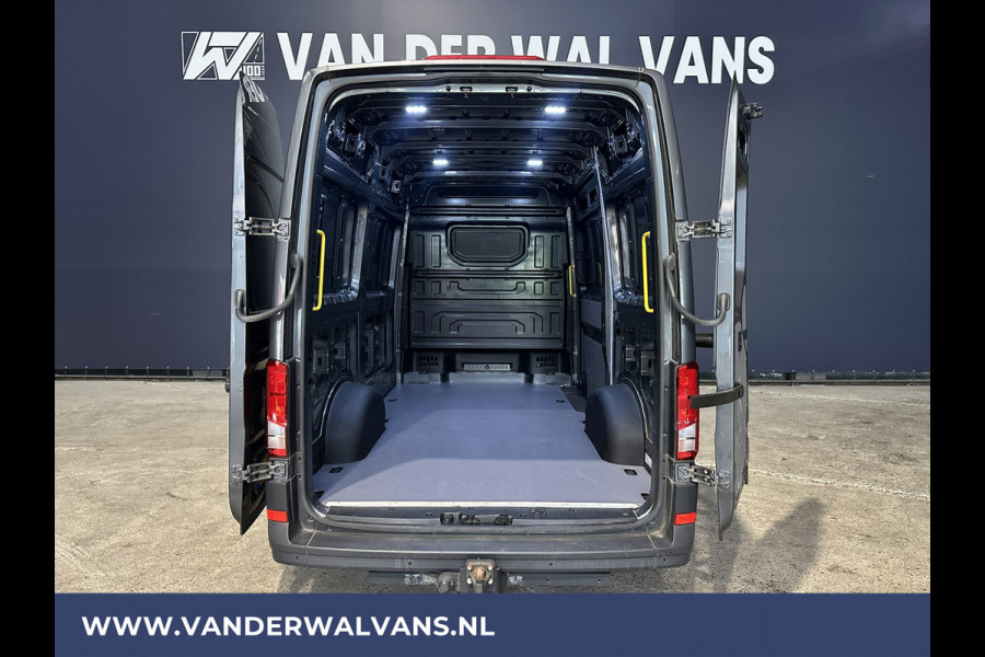 Volkswagen Crafter 2.0 TDI L3H3 L2H2 Euro6 Airco | Trekhaak | Parkeersensoren Bijrijdersbank