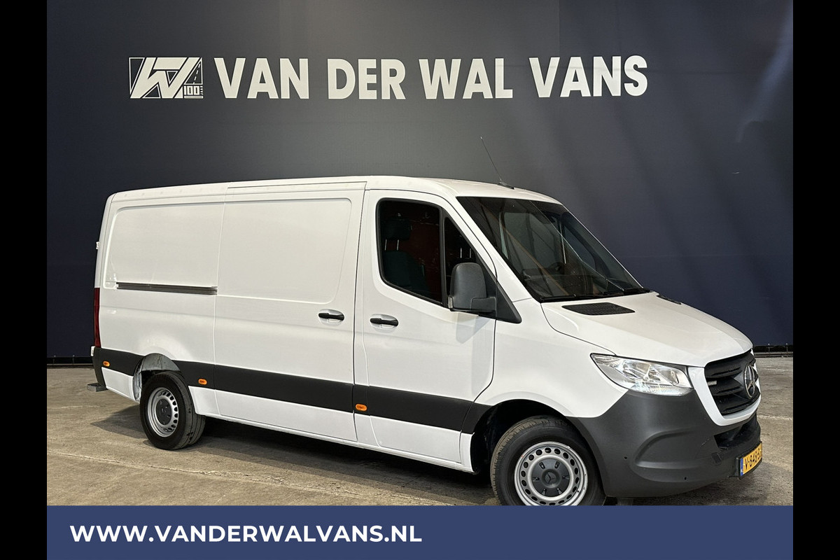 Mercedes-Benz Sprinter 316 CDI 164pk L2H1 Euro6 Airco | 2800kg Trekhaak | Camera | Apple Carplay Parkeersensoren, Android Auto, Cruisecontrol Mercedes-Benz Sprinter 316 CDI 164pk L2H1 Euro6 Airco | 2800kg Trekhaak | Camera | Apple Carplay Parkeersensoren, Android Auto, Cruisecontrol
