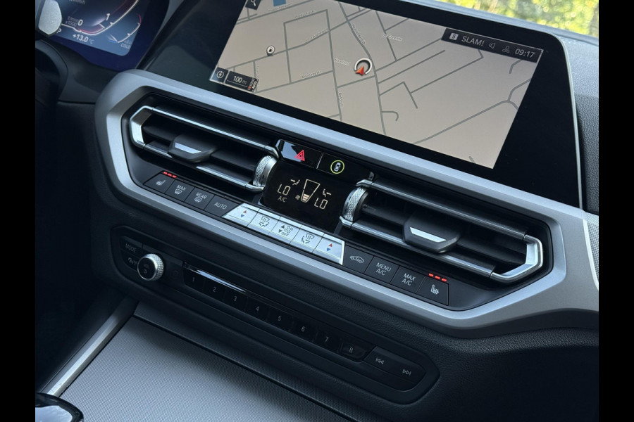 BMW 3 Serie Touring 318d Aut. 150pk Bus. Exe Ed. | Navi | ECC | Trekhaak |