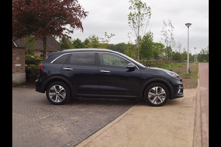Kia e-Niro ExecutiveLine 64 kWh | Camera | Apple Carplay | Cruise Control | JBL |