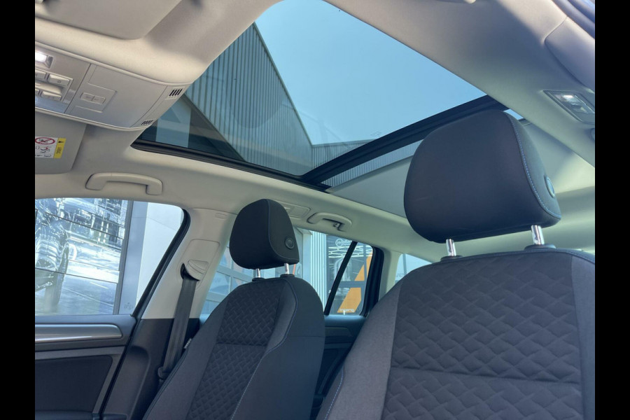 Volkswagen GOLF Variant 1.0 TSI Comfortline|DSG|PANO|ACC|STOELVERWARMING