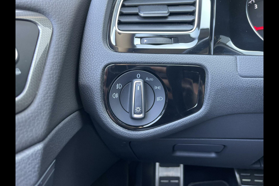 Volkswagen GOLF Variant 1.0 TSI Comfortline|DSG|PANO|ACC|STOELVERWARMING