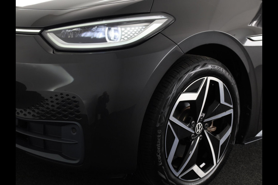 Volkswagen ID.3 First Plus 58 kWh 204 pk | Navigatie | Parkeersensoren | Achteruitrijcamera | Adaptieve cruise control | Matrix LED koplampen | Stoelverwarming |
