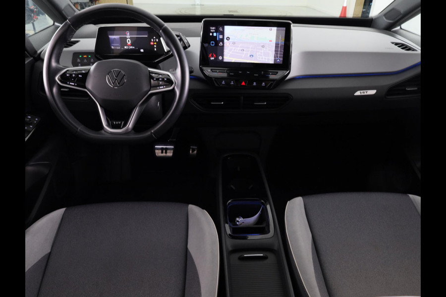 Volkswagen ID.3 First Plus 58 kWh 204 pk | Navigatie | Parkeersensoren | Achteruitrijcamera | Adaptieve cruise control | Matrix LED koplampen | Stoelverwarming |