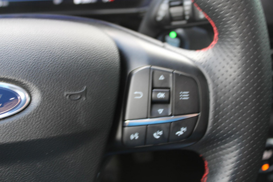 Ford Focus 2.0 EcoBlue 150pk ST-Line X Wagon | Panoramadak | Adaptive LED | Adaptive cruise control | 18 inch met rode remklauwen | Adaptive LED | Half lederen bekleding | Winter Pack | Camera