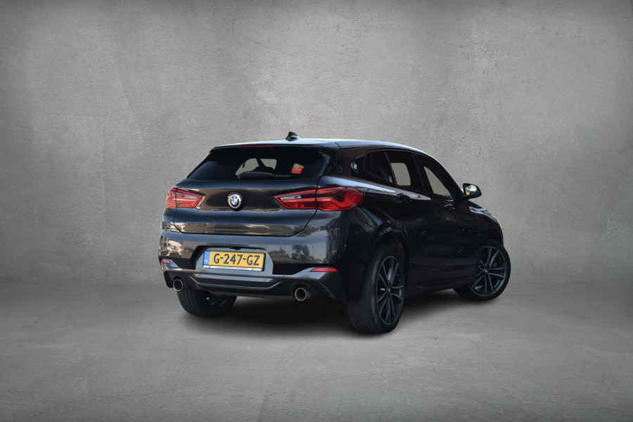 BMW X2 sDrive20i High Executive | M-Sport | Leer | HUD | Stoelverw. | Camera