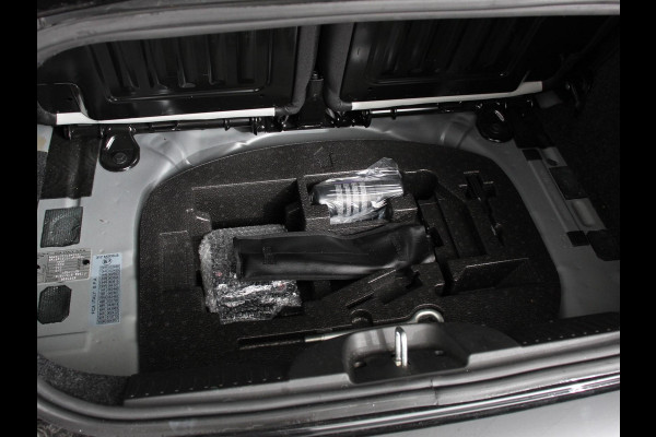 Fiat 500C 1.0 Hybrid Dolcevita Cabrio Cruise control Climate control Radio Elektrische ramen Lichtmetalen velgen