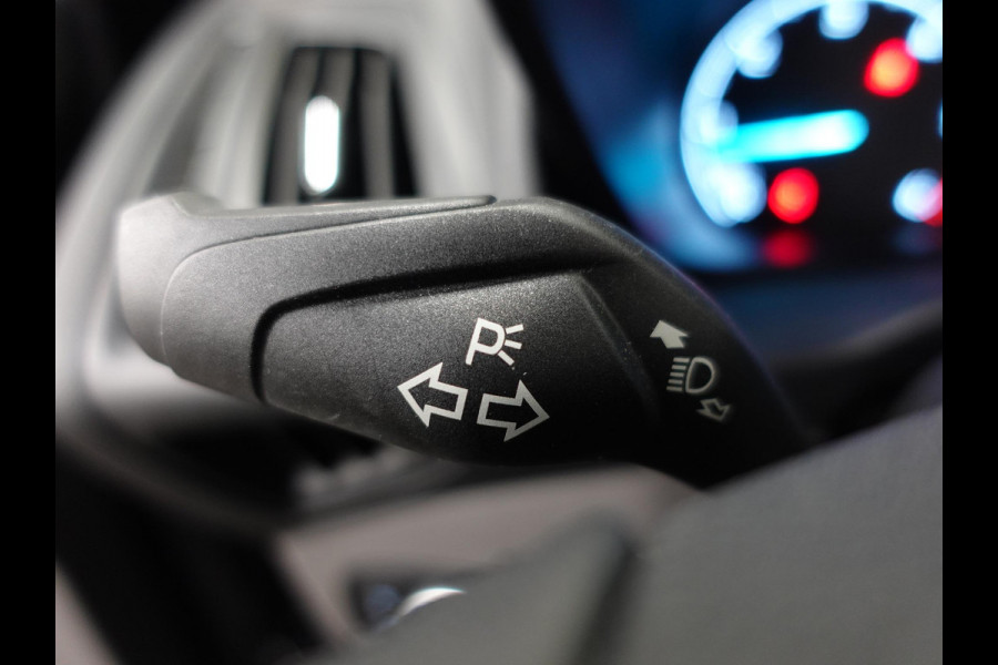 Ford Transit Connect 100pk Automaat L2 Trend Navi Airco Cruise Control Camera 3 zits