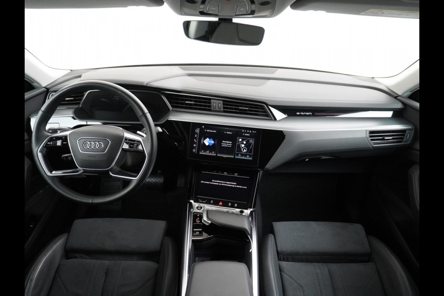 Audi e-tron Sportback 55 Quattro 408pk 95kWh Luchtvering Adaptive-Cruise Apple Carplay Android Trekhaak Elektr.Sport-Stoel+Leder/Alcantara+Verwarmd+Ge Keyless Audi sound system Lane-Assist Audi-smartphone-interface Rijstrooksensor Wifi Fase 3 Laden