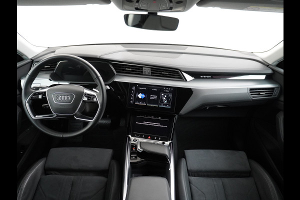 Audi e-tron Sportback 55 Quattro 408pk 95kWh Luchtvering Adaptive-Cruise Apple Carplay Android Trekhaak Elektr.Sport-Stoel+Leder/Alcantara+Verwarmd+Ge Keyless Audi sound system Lane-Assist Audi-smartphone-interface Rijstrooksensor Wifi Fase 3 Laden