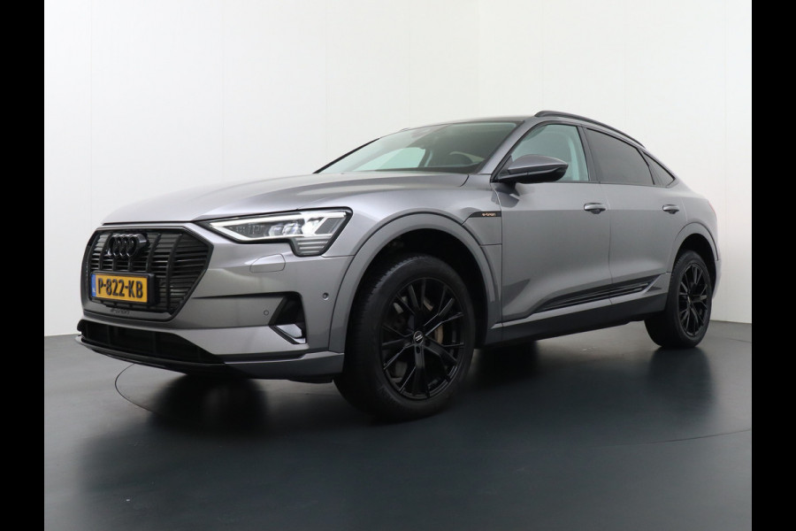 Audi e-tron Sportback 55 Quattro 408pk 95kWh Luchtvering Adaptive-Cruise Apple Carplay Android Trekhaak Elektr.Sport-Stoel+Leder/Alcantara+Verwarmd+Ge Keyless Audi sound system Lane-Assist Audi-smartphone-interface Rijstrooksensor Wifi Fase 3 Laden
