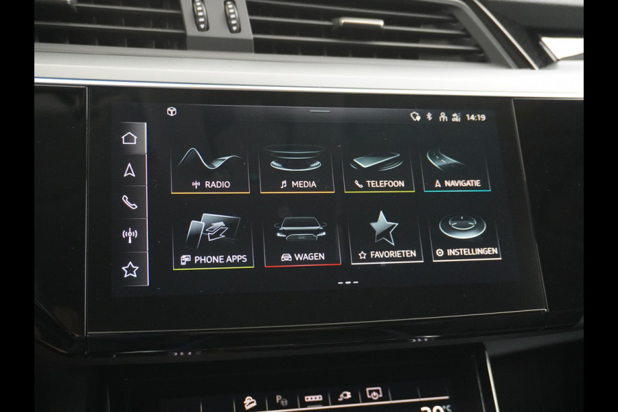 Audi e-tron Sportback 55 Quattro 408pk 95kWh Luchtvering Adaptive-Cruise Apple Carplay Android Trekhaak Elektr.Sport-Stoel+Leder/Alcantara+Verwarmd+Ge Keyless Audi sound system Lane-Assist Audi-smartphone-interface Rijstrooksensor Wifi Fase 3 Laden