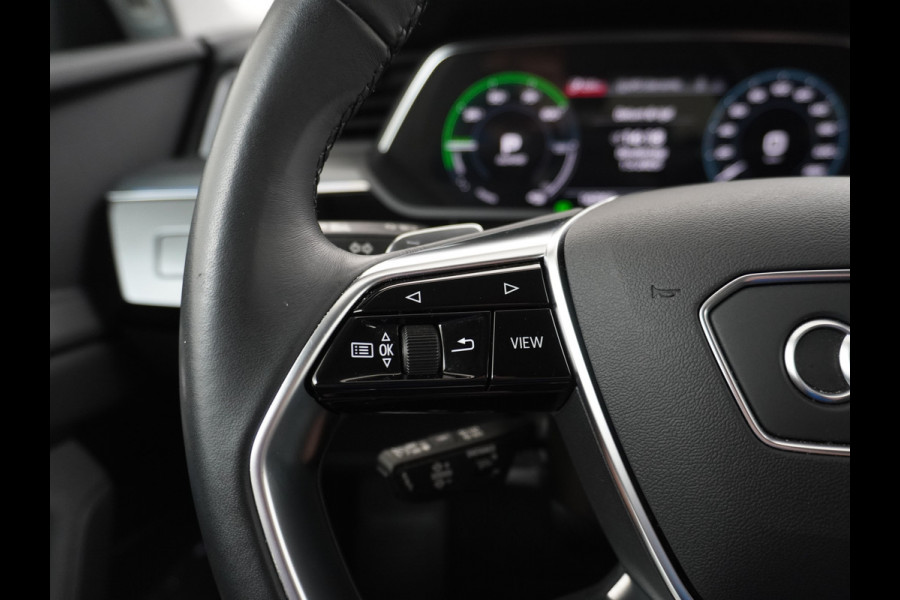 Audi e-tron Sportback 55 Quattro 408pk 95kWh Luchtvering Adaptive-Cruise Apple Carplay Android Trekhaak Elektr.Sport-Stoel+Leder/Alcantara+Verwarmd+Ge Keyless Audi sound system Lane-Assist Audi-smartphone-interface Rijstrooksensor Wifi Fase 3 Laden