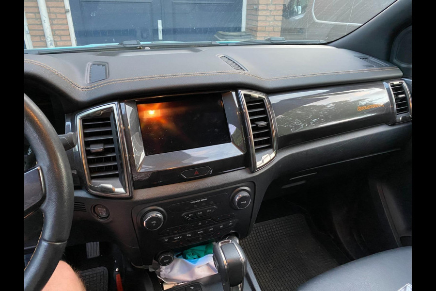 Ford Ranger 2.0 EcoBlue Wildtrak Supercab 213pk | AUTOMAAT | TREKHAAK | LEDER | CARPLAY | NAVI | CC | PDC | APK T/M 6-4-2026 | TOP