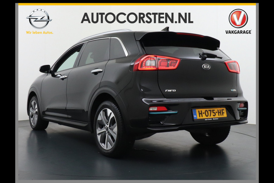 Kia e-Niro 64kWh 204PK Leder Camera Adaptive-Cruise Warmtepomp Apple Carplay Android Auto Navi Ecc DAB Pdc Executive-Line Stoel Verwarming/ Keyless Led Achterbank+Stuur Verwarming Dodehoek assistent Regen-Lichtsensor JBL-Soundsystem Bluetooth Draadloze tel.lader Lmv 17" 1e Eigenaar! Krachtige en zuinige aandrijflijn met grootste accu! €45.000 Nieuw